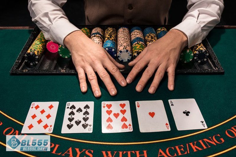 luật chơi xì dách nhà cái - Tách đôi (Split)